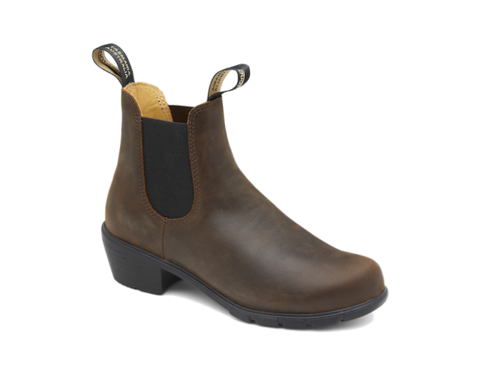 BLUNDSTONE 1673 Heeled Boot