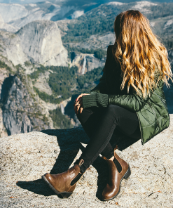 BLUNDSTONE 1673 Heeled Boot